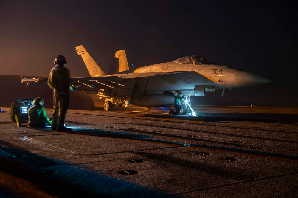 USS Dwight D. Eisenhower Conducts Flight Operations in the Red Sea