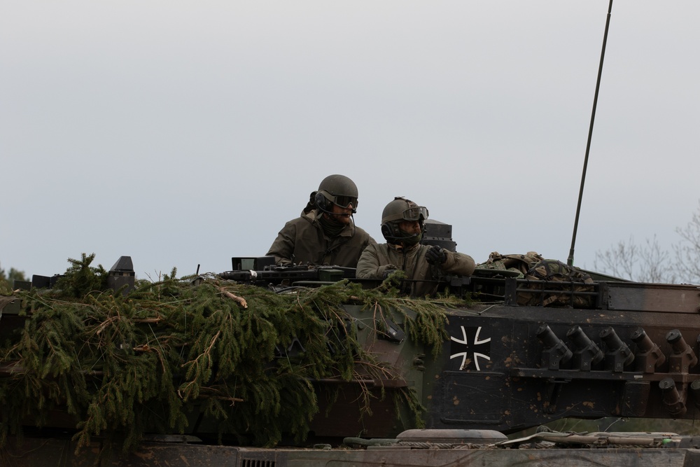 Allied Spirit 24 Participants Conduct Leopard 2-A7 Training