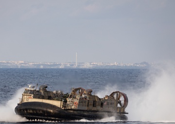 Iron Fist 24: LCAC Swap on the USS Green Bay