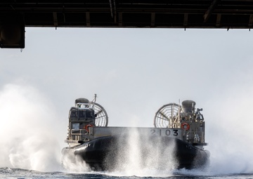 Iron Fist 24: LCAC Swap on the USS Green Bay