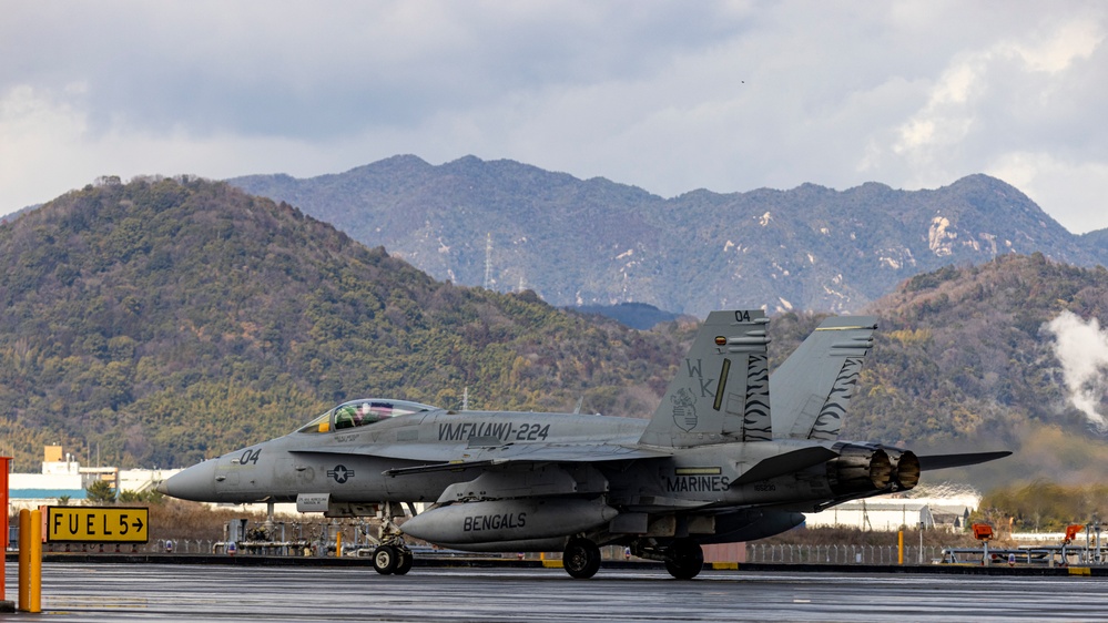 MCAS Iwakuni Welcomes the Fighting Bengals