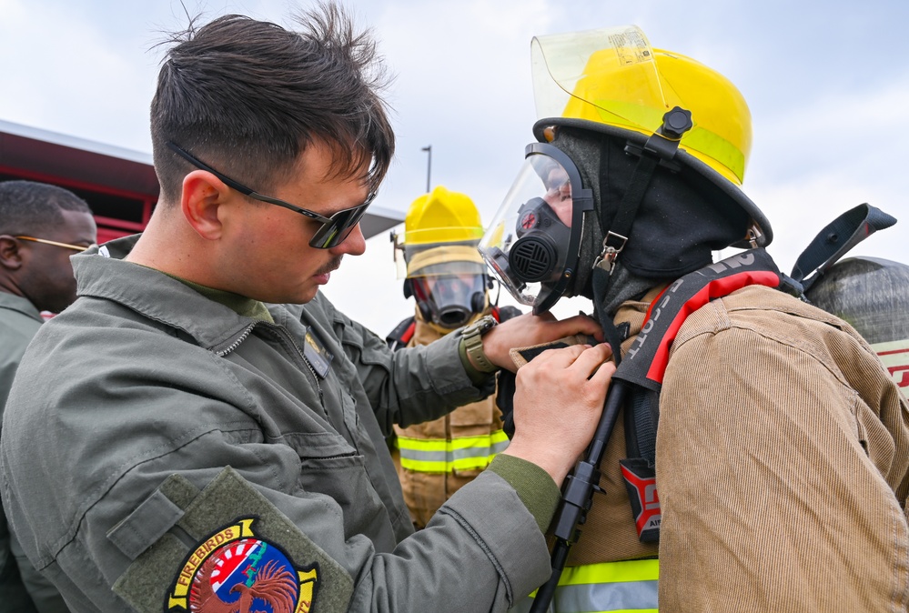 USAG Humphreys Joint Training with USMC Firefighters