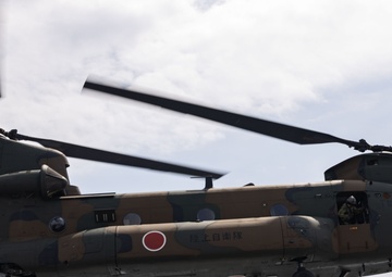 Iron Fist 24: JGSDF Pilots Land on USS Green Bay