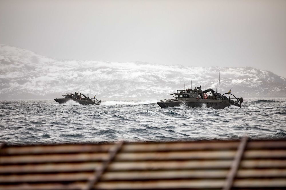 Press embark USS Gunston Hall for media event in support of Steadfast Defender 24