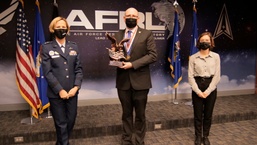 AFRL honors lab’s top performers at 2021 annual awards ceremony