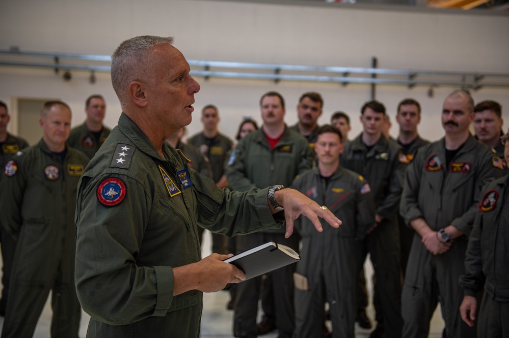 VUP-19 Welcomed to NAS Sigonella, Celebrates New MQ-4C Triton Hangar