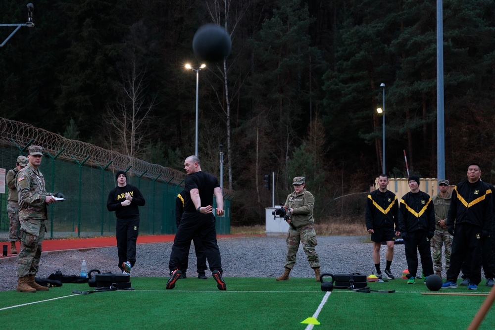 Reserve Soldiers in Europe Prep for Air Assault School