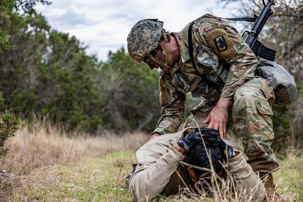 Army South, 470th Military Intelligence Brigade Best Warrior Competition