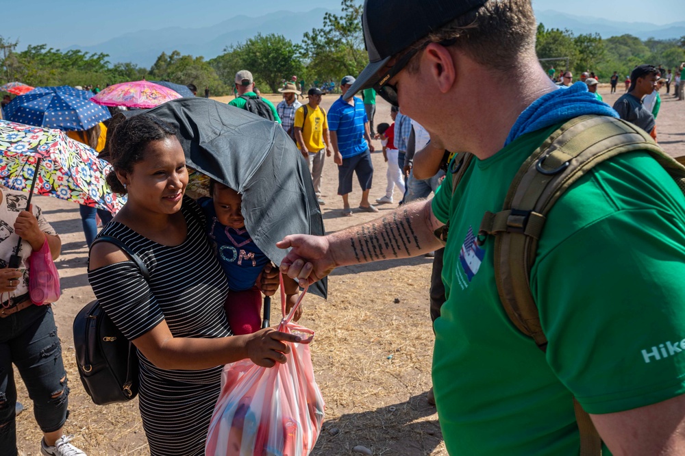 JTF-Bravo supports local community with Chapel Hike #95