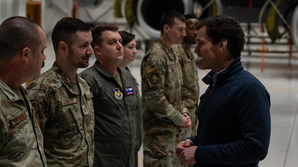 Assistant Secretary of Defense for Manpower &amp; Reserve Affairs visits RAF Mildenhall