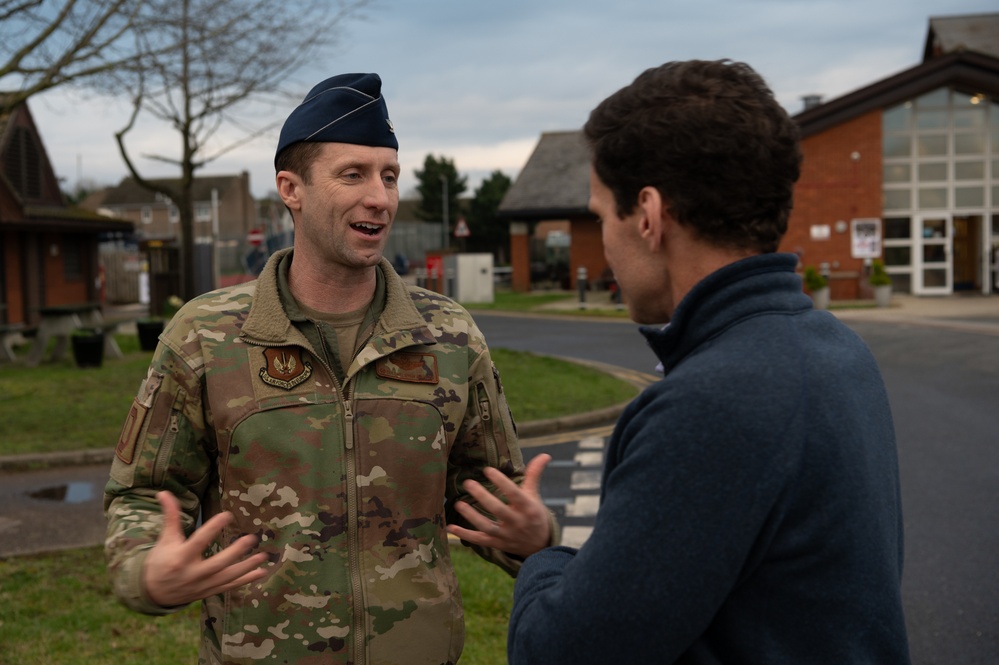 Assistant Secretary of Defense for Manpower &amp; Reserve Affairs visits RAF Mildenhall