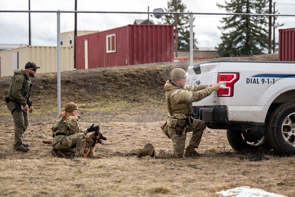 92nd SFS hosts interagency military working dog training at FAFB