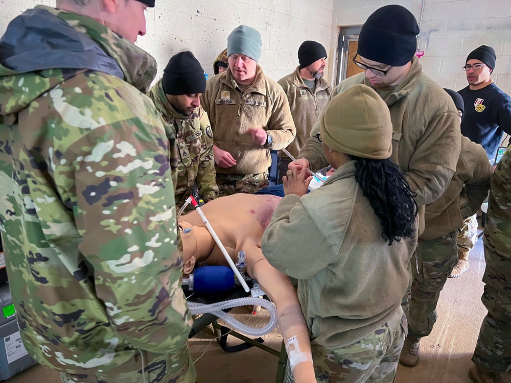 Fort Campbell Soldiers Utilize SIM Manakins in FTX