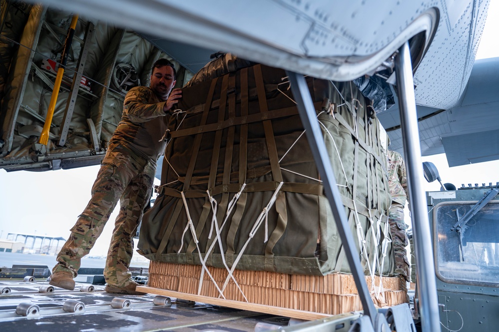 AFCENT C-130s conduct humanitarian airdrops into Gaza