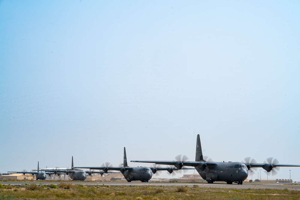 AFCENT C-130s takeoff with humanitarian aid bound for Gaza