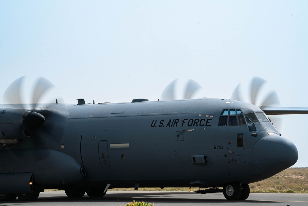 C-130s takeoff with humanitarian aid bound for Gaza