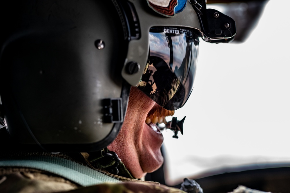 B Co. &quot;Flippers&quot; Fly Over the Middle East