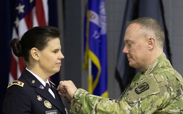 After 25 years of service, Lt. Col. Roberts retires from the Army Reserve
