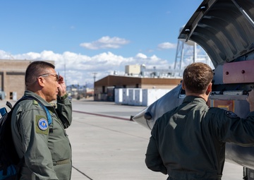 Honduran Officials Observe F-5 Aircraft Squadron