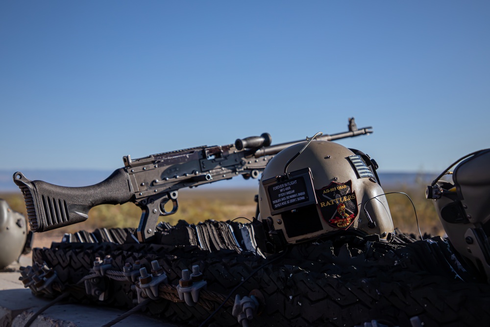 M240B alongside a Crew Chief’s helmet