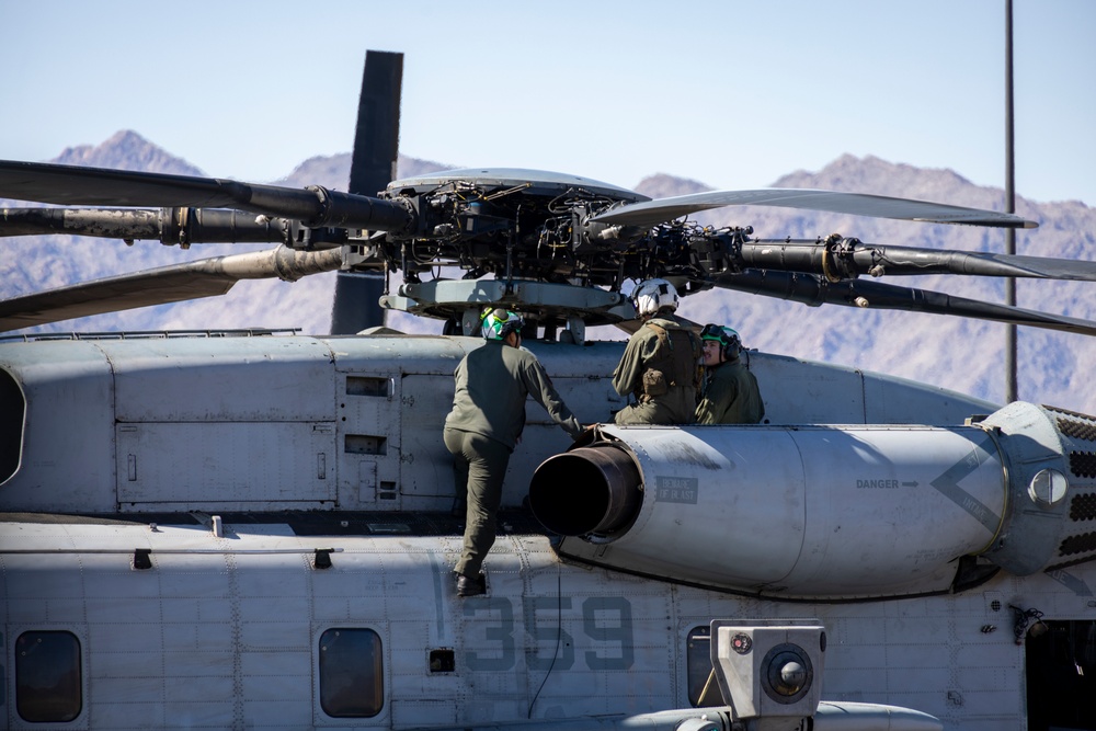 HMH-462 Increasing Readiness in unfamiliar environments