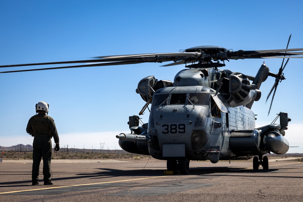 HMH-462 Increasing Readiness in unfamiliar environments