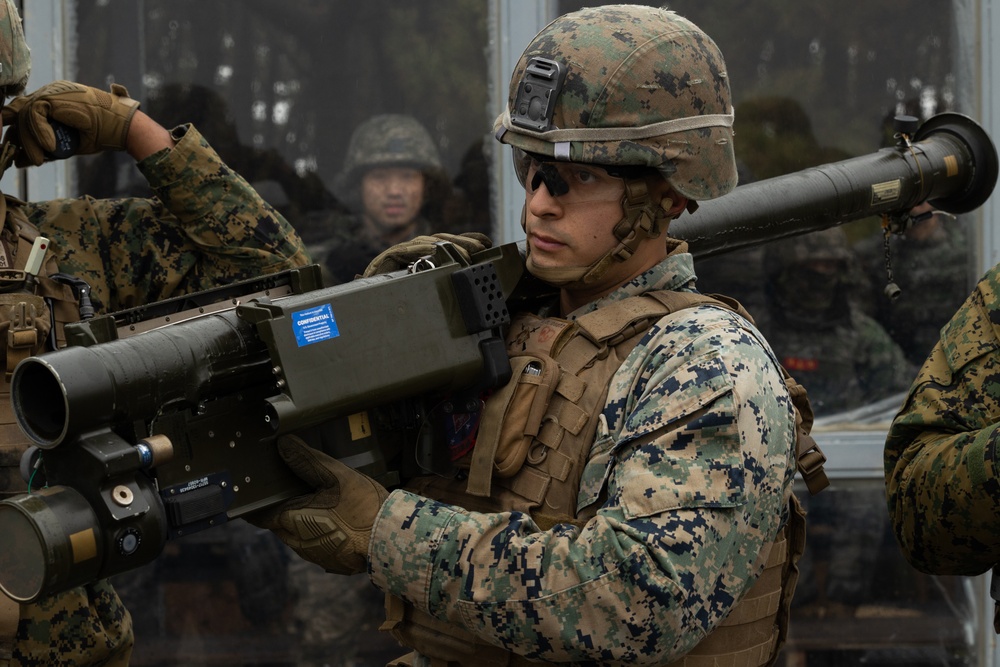 U.S. and ROK Marines conduct combined live fire