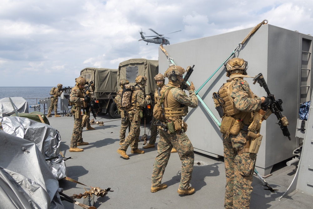 Iron Fist 24: 31st MEU MRF conducts VBSS