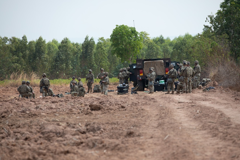 Soldiers prep mortar rounds during Cobra Gold 24