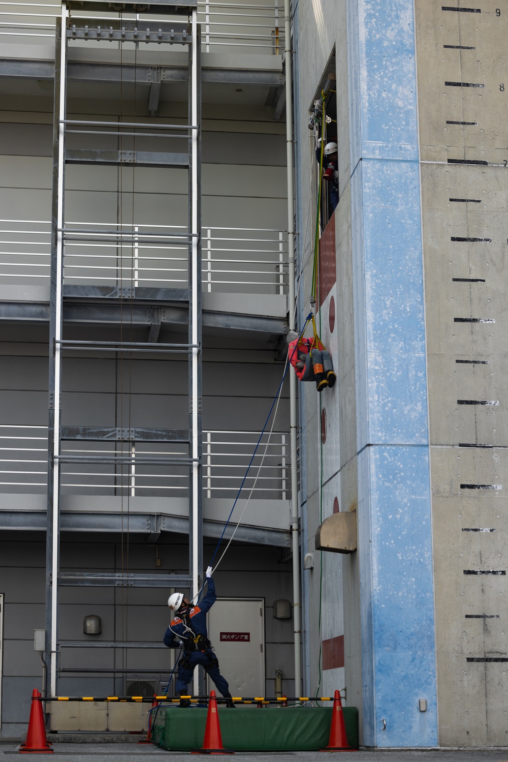 Sogen Taira becomes first MCIPAC F&amp;ES firefighter to complete training hosted by Naha City Fire Department