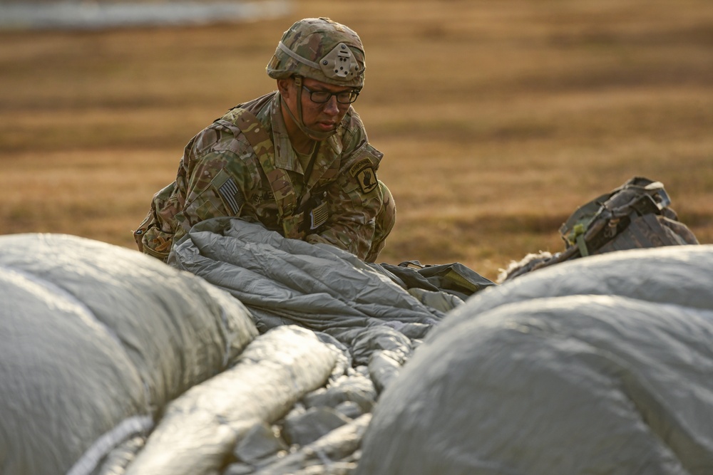 1-91 CAV, 173rd AB airborne operation