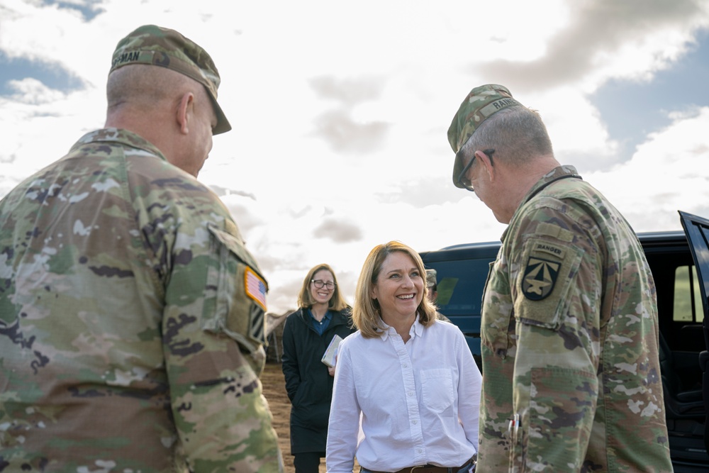 DSD Visits Camp Pendleton, Calif.