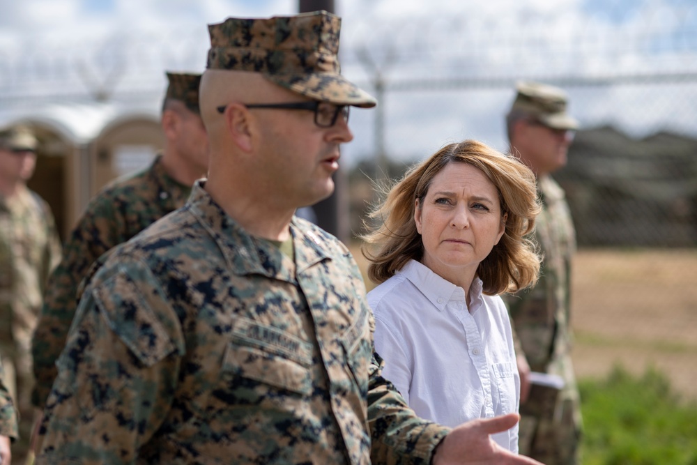 DSD Visits Camp Pendleton, Calif.