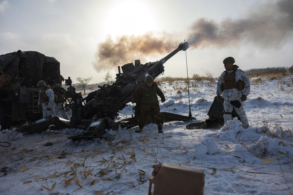 Artillery Relocation Training Program 23.4 - M777 Live Fire