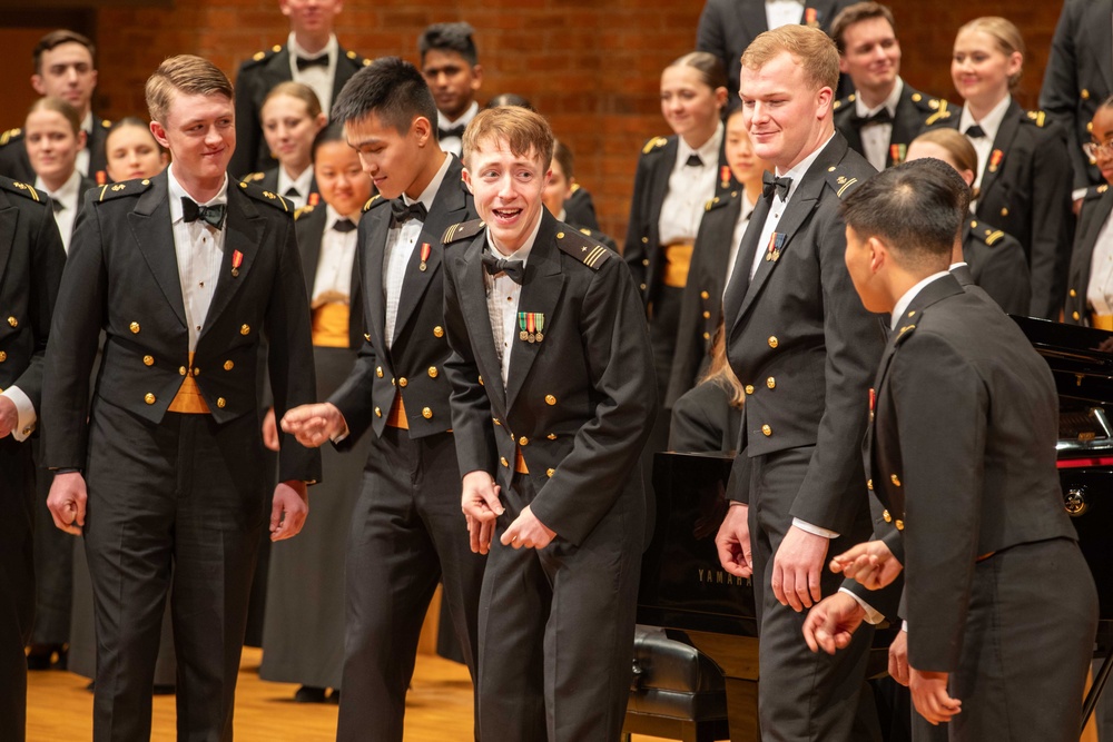 USNA Glee Club Performs in Kyoto