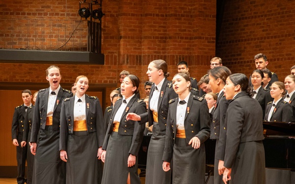 USNA Glee Club Performs in Kyoto