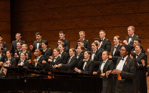 USNA Glee Club Performs in Kyoto