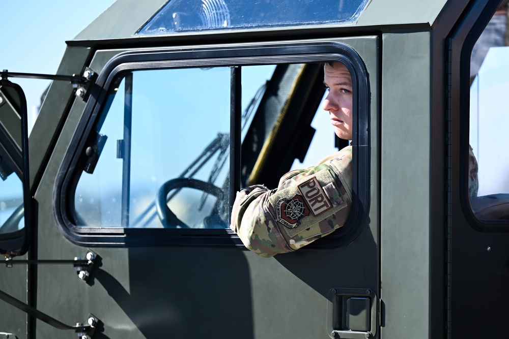 Scott AFB LRS loads cargo for Humanitarian Aid