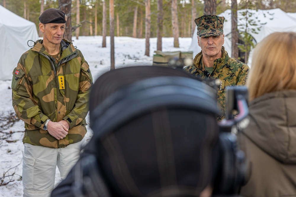 Assistant Commandant of the U.S. Marine Corps and the Norwegian Chief of Defense Visit CLB 6 During Exercise Nordic Response 24