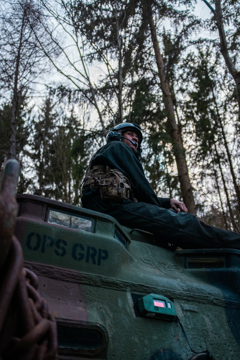 U.S. Army Soldiers of the 1st Battalion, 4th Infantry Regiment Recover a Downed Tank