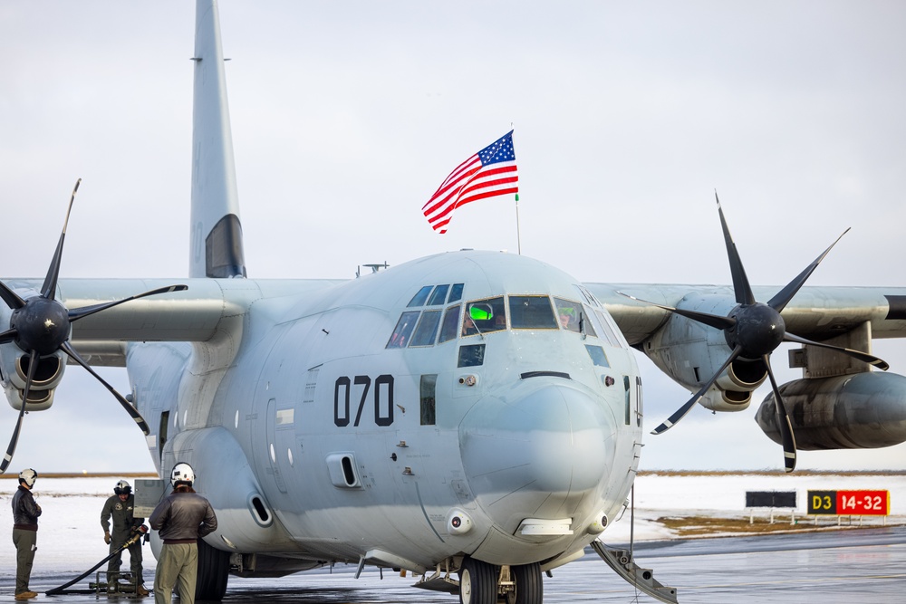 U.S. Marines with Marine Aerial Refueler Transport Squadron (VMGR) 252 refuel Finnish Air Force F/A-18 Hornets during Exercise Nordic Response 24