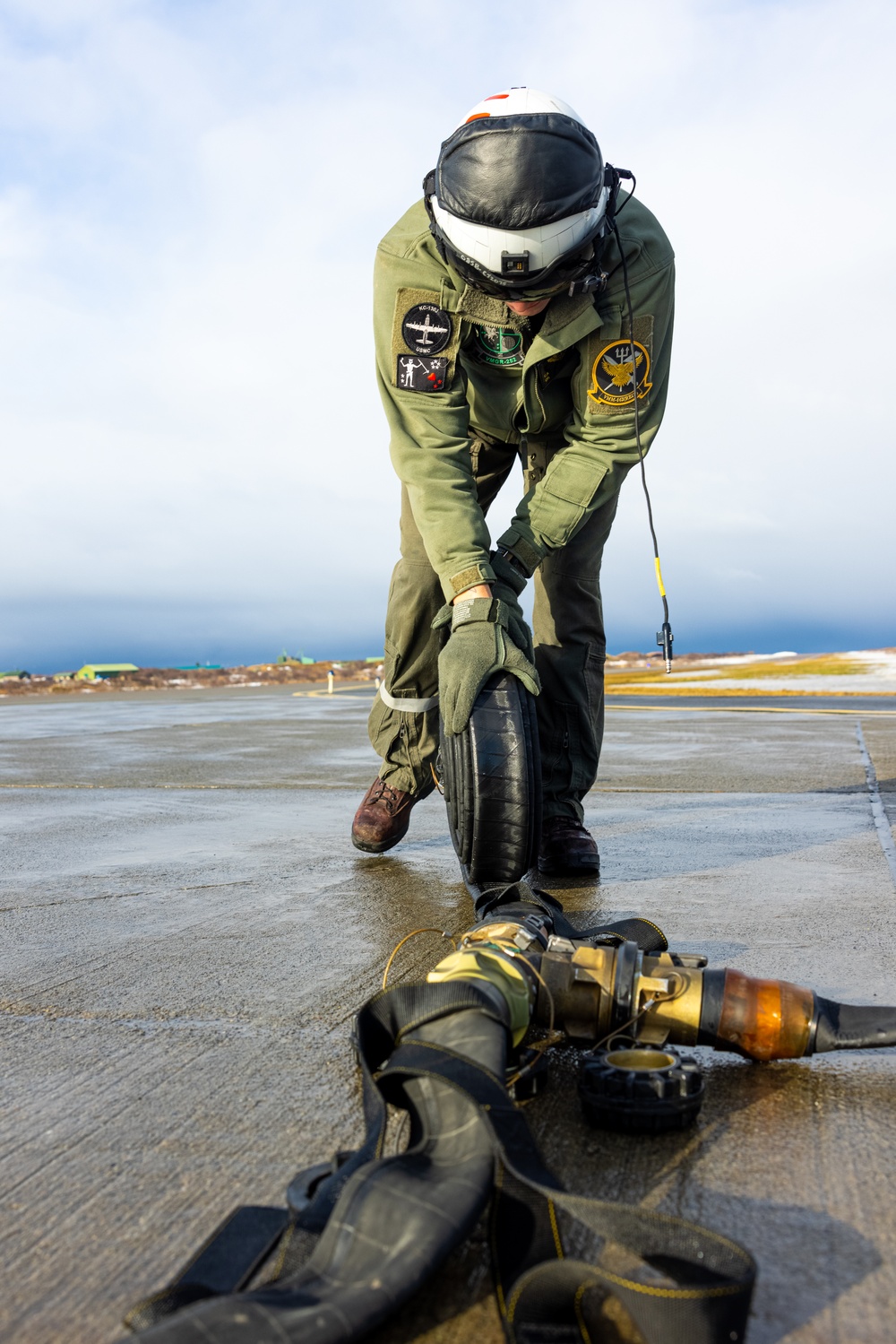 U.S. Marines with Marine Aerial Refueler Transport Squadron (VMGR) 252 refuel Finnish Air Force F/A-18 Hornets during Exercise Nordic Response 24