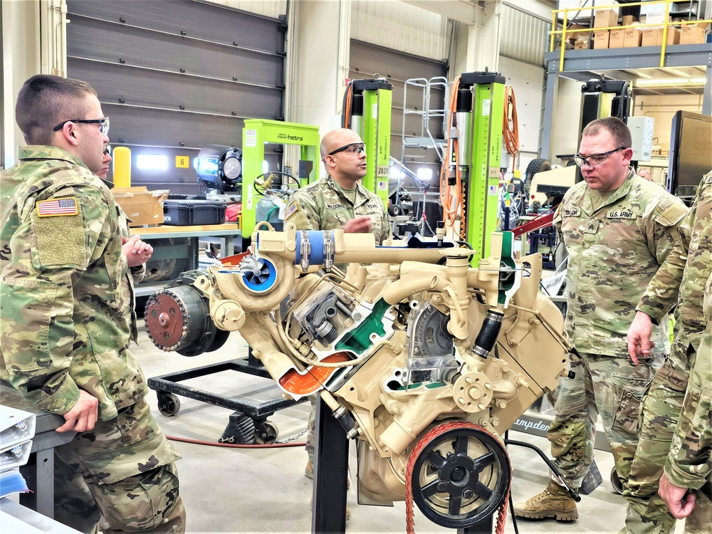 DVIDS - Images - Fort McCoy’s RTS-Maintenance facility trains Soldiers ...