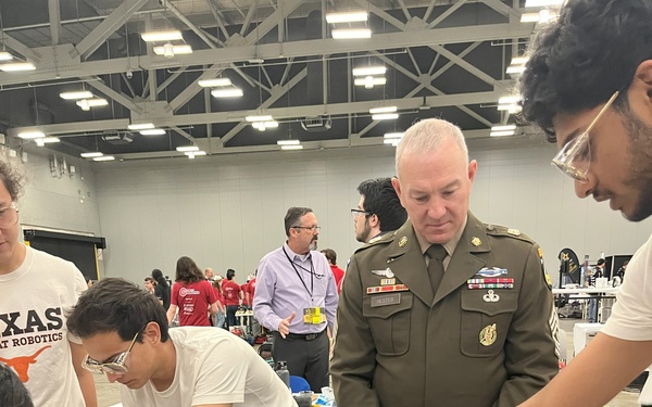CSM Brian A. Hester, AFC Command Sergeant Major, visits SXSW