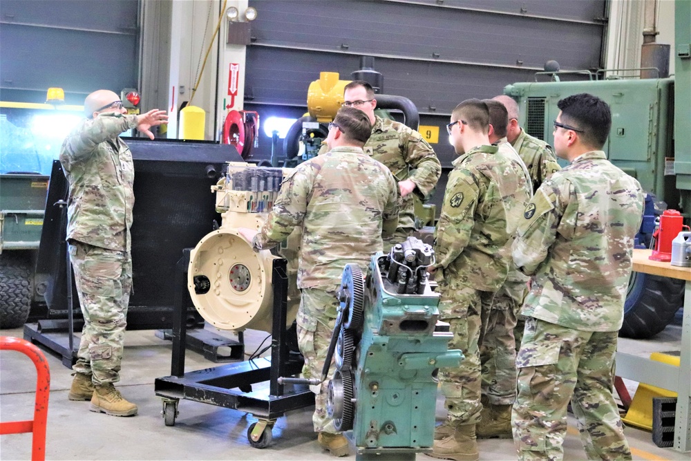 Fort McCoy’s RTS-Maintenance facility trains Soldiers for 91L MOS