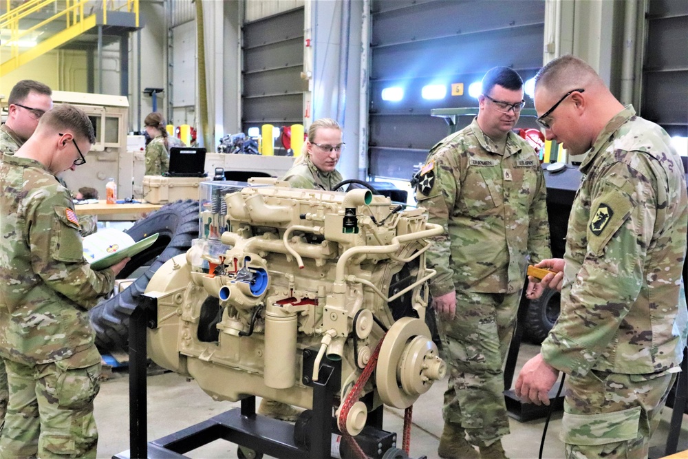 Fort McCoy’s RTS-Maintenance facility trains Soldiers for 91L MOS