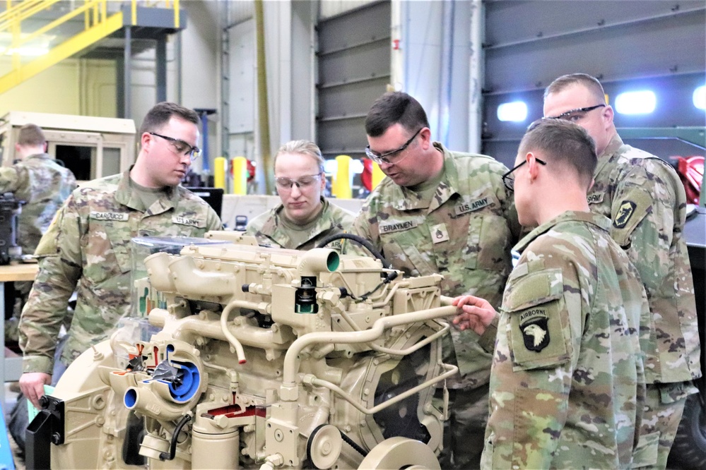 Fort McCoy’s RTS-Maintenance facility trains Soldiers for 91L MOS