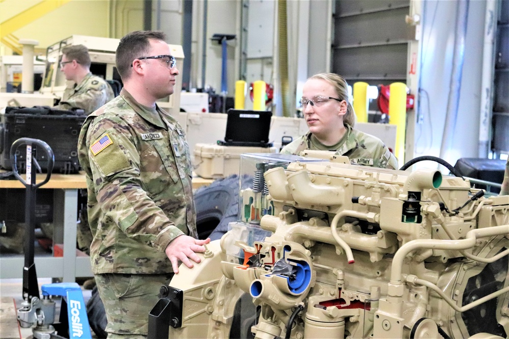 Fort McCoy’s RTS-Maintenance facility trains Soldiers for 91L MOS