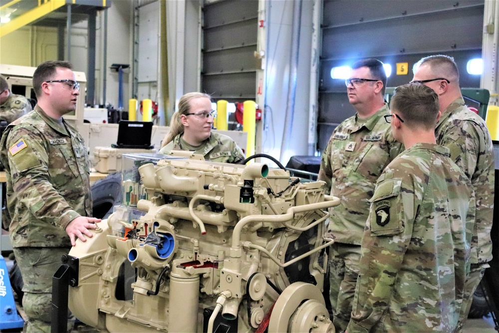 DVIDS - Images - Fort McCoy’s RTS-Maintenance facility trains Soldiers ...