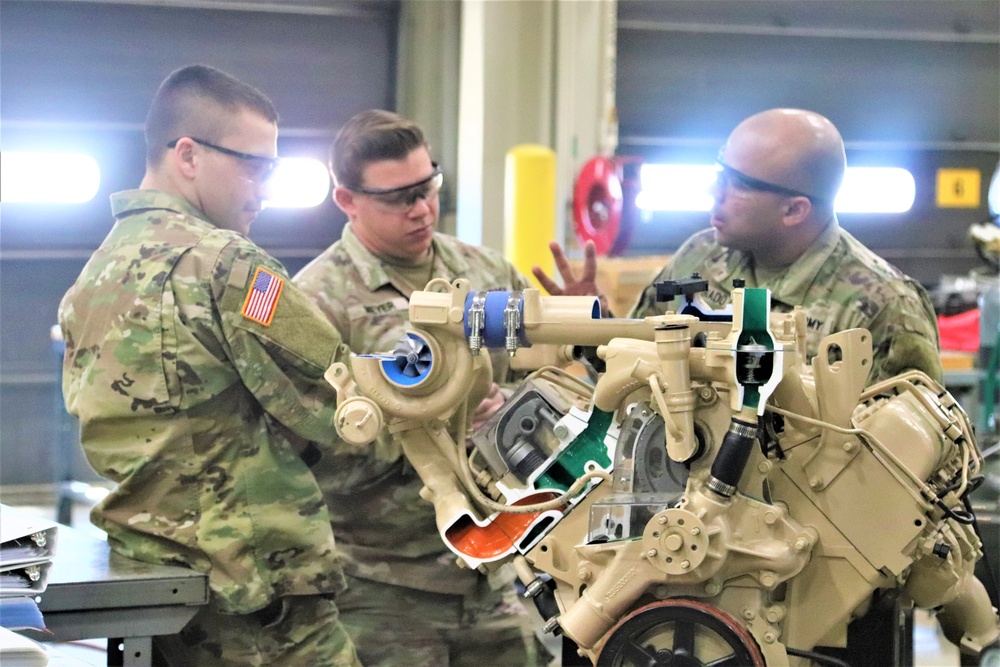 Fort McCoy’s RTS-Maintenance facility trains Soldiers for 91L MOS